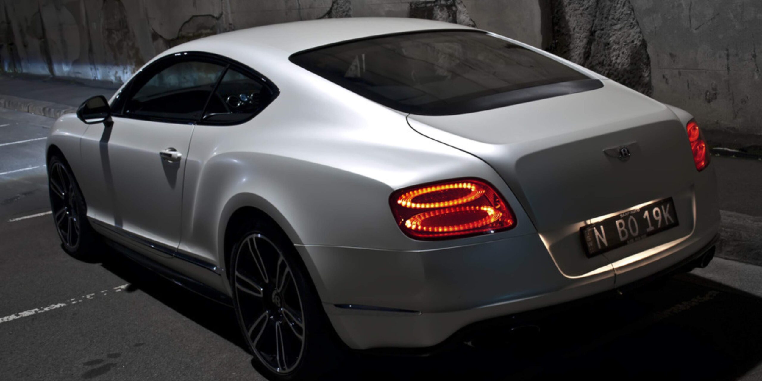 Car Wraps Prices vs Paint Jobs: Which Is Better in 2026?