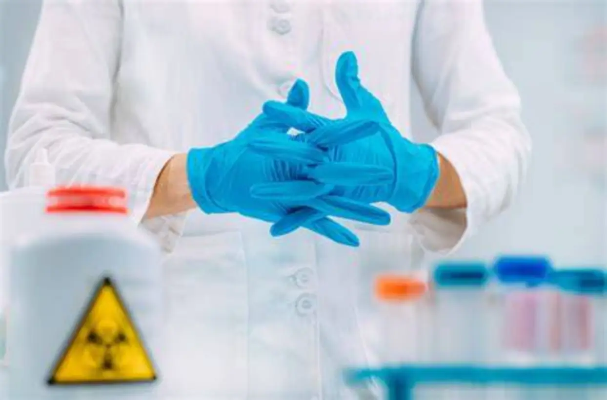 Chemical Protection Gloves: How to Pick the Right Polymer Material