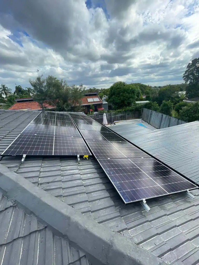 How Residential Solar Generates Power Even in Low Sunlight and Saves Money