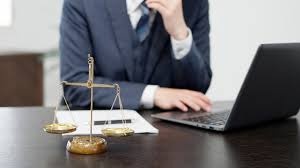 Why Every Entrepreneur Needs a Startup Lawyer in Naples in 2026