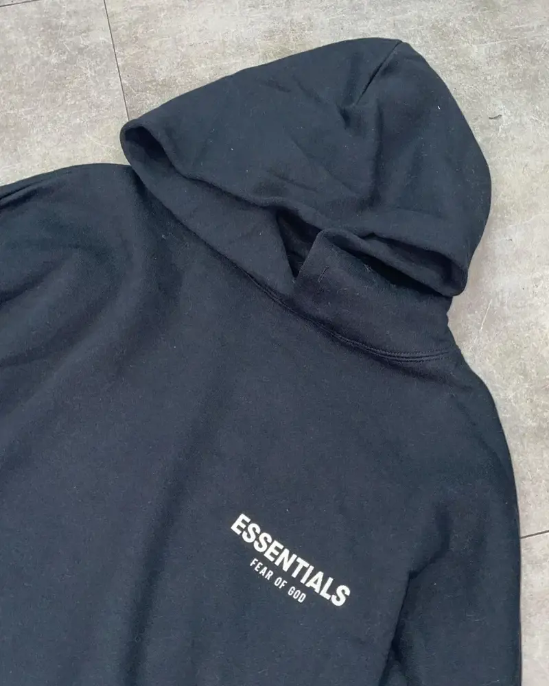 The Essential UK Guide: Why the Essentials Hoodie Rules British Streetwear