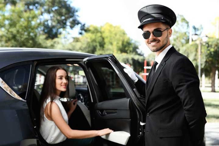 Qui Réserve un Service de taxi Beaune pour les Voyages d’Affaires?
