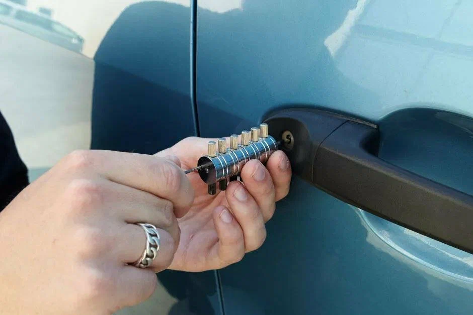 Why Choose a 24/7 Emergency Auto Locksmith Birmingham?