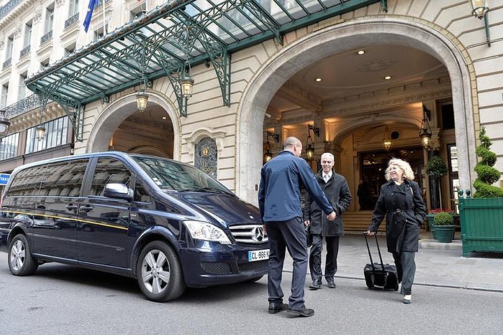 What Is the Best Paris To Orly Transfer for Airport Travel?