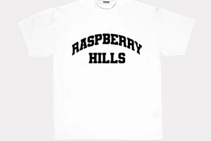 raspberry hills hoodie