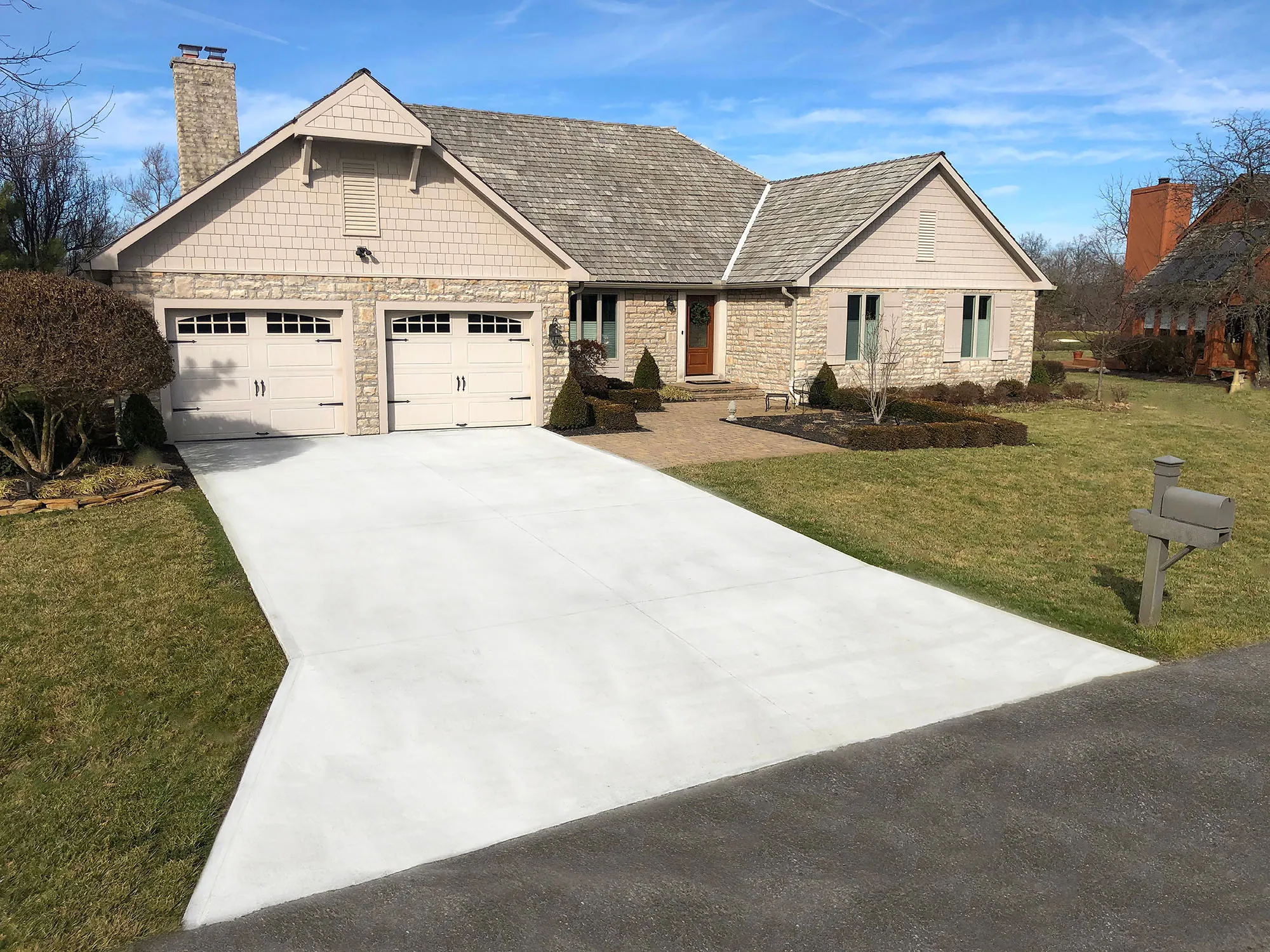 Concrete Driveway Replacement Santa Fe TX Signs Your Driveway Needs Replacing