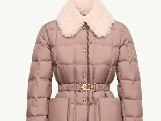 Moncler Jacke Herren: Wie man Daunenjacken stilvoll trägt