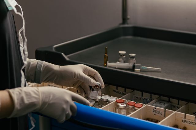 Online Vial supply tracker