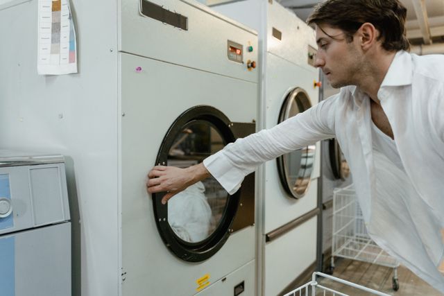 Wash and Fold Laundry Service Chicago